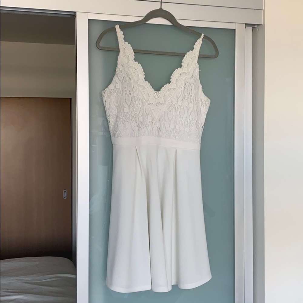 White Lace Francesca’s Dress Size L